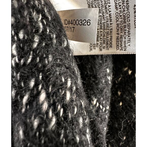 Express Cold Shoulder Sweater Puff sleeves M Black White Speckled Oversized SOFT - Picture 6 of 8